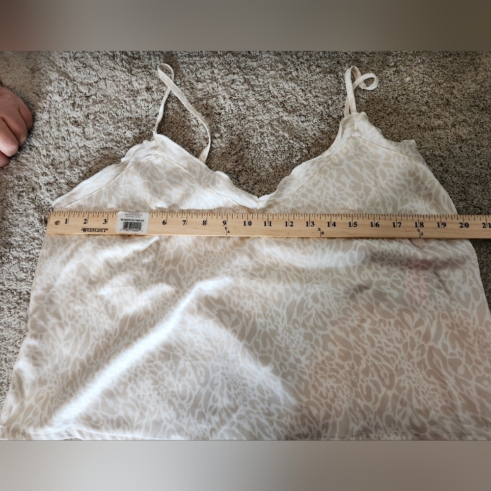 Colsie Sleep Top - Picture 5 of 10